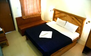 Appartement Deluxe | 1 chambre, coffres-forts dans les chambres, ameublement personnalisé