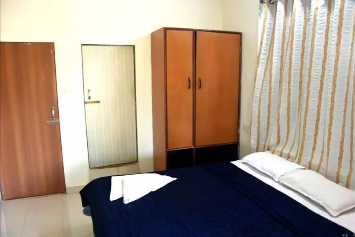 1 bedroom, in-room safe, individually furnished, soundproofing