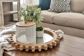 Rumah, 4 kamar tidur | Ruang keluarga | Televisi 30-inci dengan saluran TV kabel