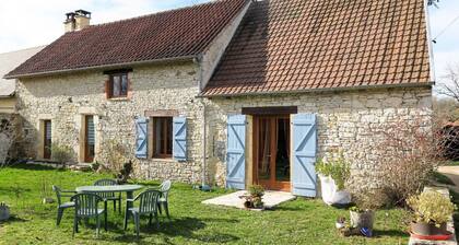 Beautiful private villa for 6 people with TV and terrace