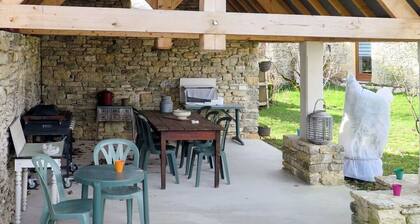 Stunning private villa for 6 guests with TV and terrace