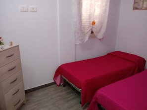 4 bedrooms, in-room safe, WiFi - VILLA IMMERSED IN THE GREEN (Avola)