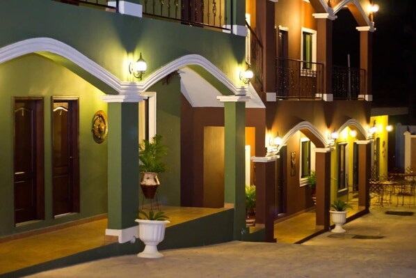 Property entrance - Hotel Boutique Casa D' Luna (Choluteca)