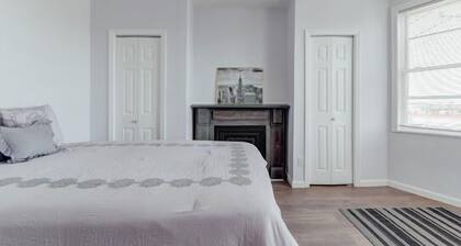 SEE NYC 4 LESS, sleeps 6, Ironbound, Newark