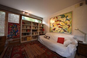 32-inch LCD TV with premium channels, TV, toys - Villa Borgo Duino (Duino-Aurisina)