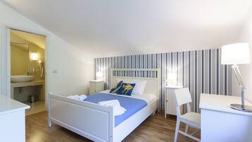 Egyptian cotton sheets, premium bedding, down duvets, pillow-top beds