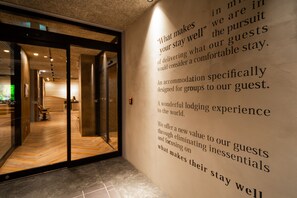 Interior entrance - WELLSTAY Namba (Osaka)