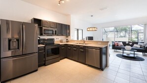 Apartment | Private kitchen - SVV 031 - Windsor Grande 3 Bed Townhome (Kissimmee)