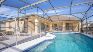 Villa | 4 bedrooms, iron/ironing board, free WiFi, bed sheets - Tuscan Haven (Davenport)