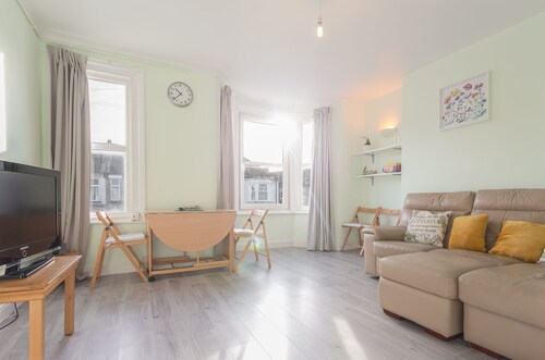Bel appartement de 2 chambres à aboyer, à 30 min du centre de Londres, des commerces du centre-ville