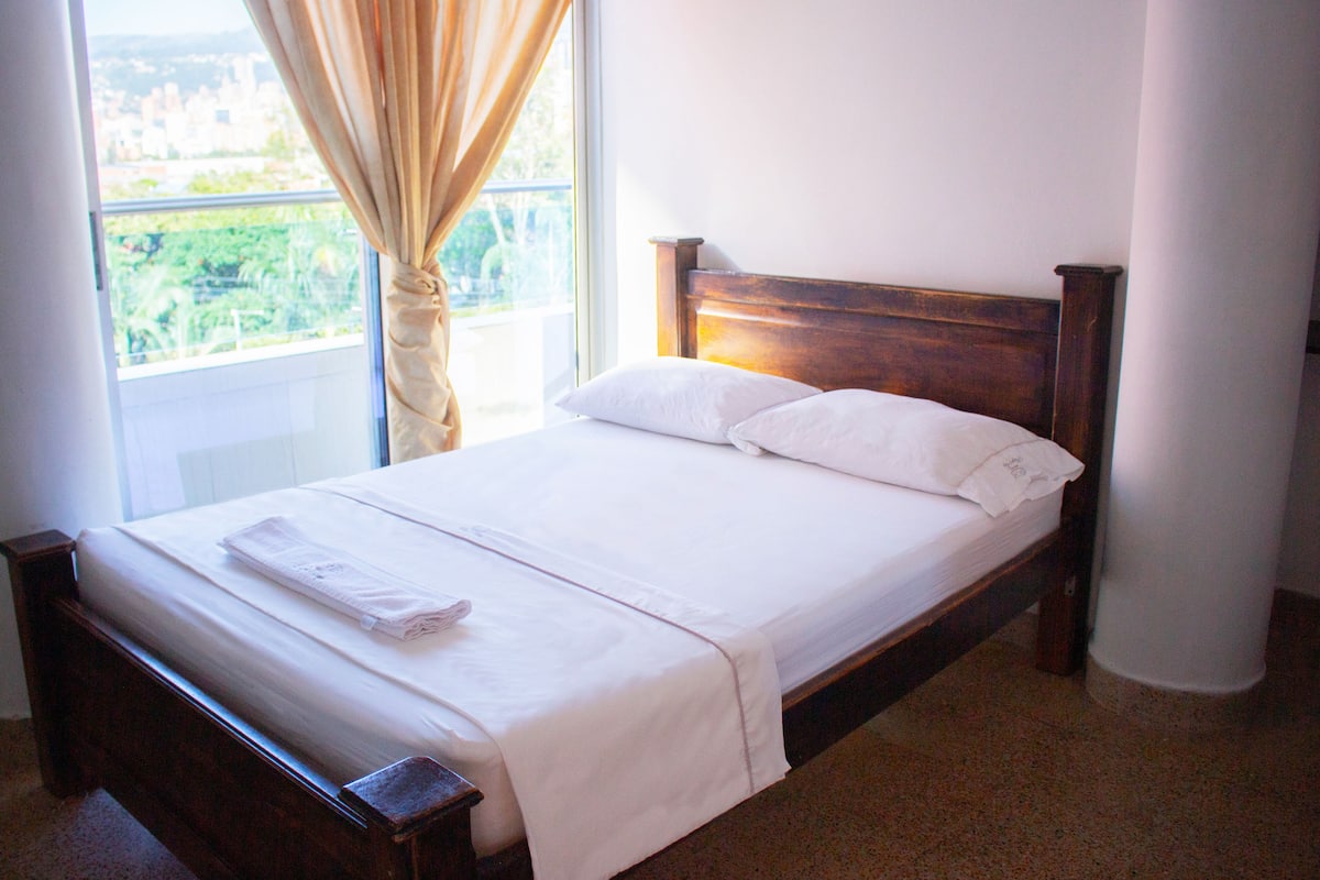 Standard Room | Free WiFi, bed sheets