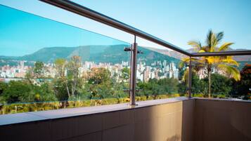 Vue sur la ville depuis lâhĂ©bergement