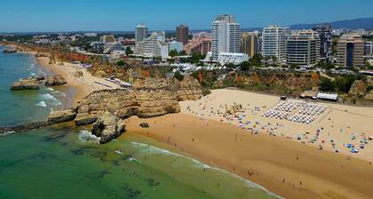 T2 standing Praia da Rocha (21052 / AL)