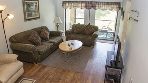 Unclassified image, 5 of 23, button - Willowpointe Condo (Orlando)