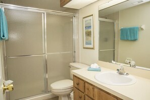 Condo | Baño | Toallas 