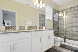 Bathroom - Contemporary Decor Vacation Home Sl4773 (Kissimmee)