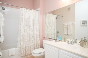 Bathroom - Casa Viva (Orlando)