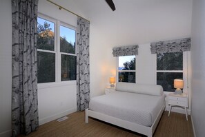 4 Schlafzimmer, Bügeleisen/Bügelbrett, Internetzugang, Bettwäsche