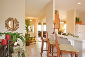 Flat-screen TV, DVD player - Michele's Haven (Davenport)