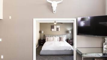 Design Penthouse | 3 bedrooms, free WiFi