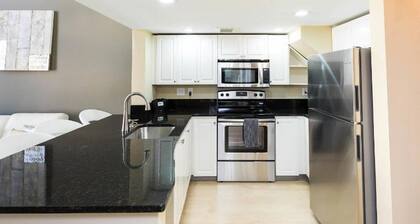 Downtown Penthouse 2nd ave