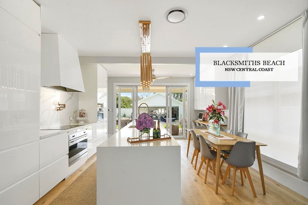 KĂŒhlschrank, Mikrowelle, Ofen, Herdplatte