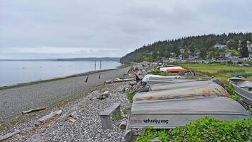 Deluxe House | Beach/ocean view