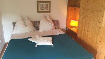 1 Schlafzimmer, schallisolierte Zimmer, Bügeleisen/Bügelbrett, WLAN