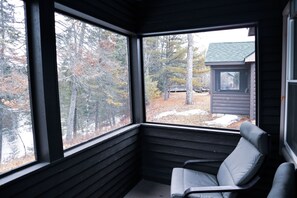 Deluxe Cabin (2) | Balcony view - Au Sable Riverview Resort (Grayling)