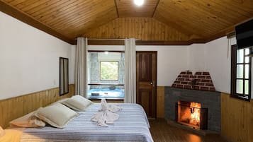 Minibar, cortinas blackout, wifi gratis y ropa de cama