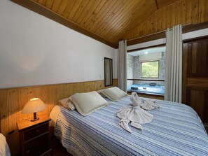 Minibar, cortinas blackout, wifi gratis y ropa de cama 