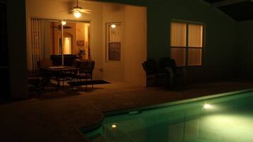 Apartment | Pool | Outdoor pool