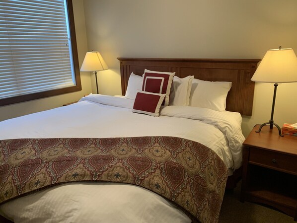 1 bedroom, iron/ironing board, travel crib, free WiFi