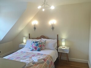 4 bedrooms, travel cot, WiFi, bed sheets