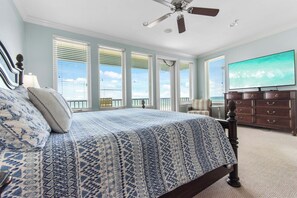 4 bedrooms, iron/ironing board, free WiFi, bed sheets - Hannah's Beach Paradise-Gulf Front Home with Private Beach Crossover (Navarre)