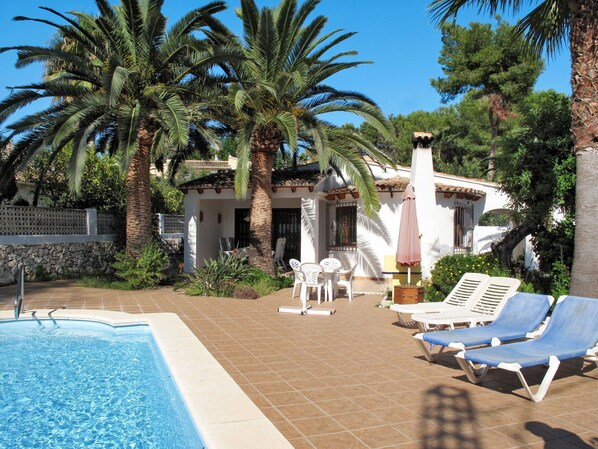 Pool - Stunning private villa for 4 guests with WIFI, private pool, TV, terrace and pets allowed (Teulada)