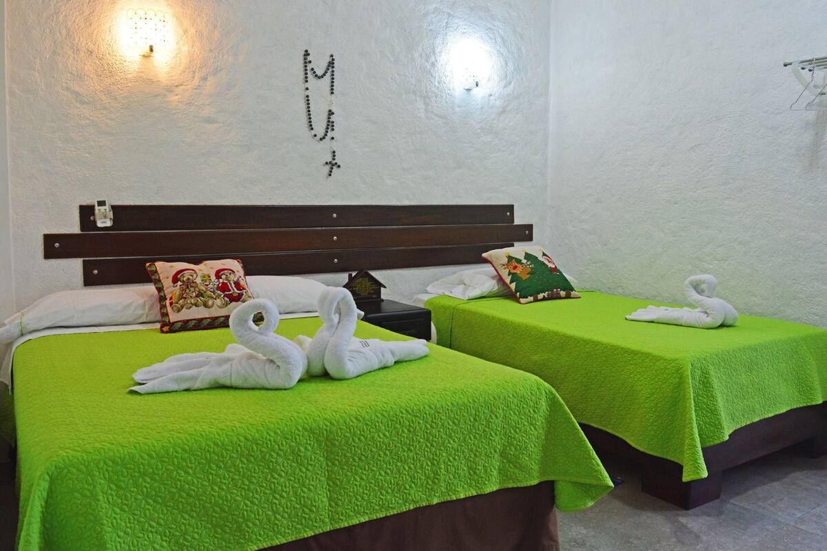 Triple Room | Kalis bunyi, Wi-fi percuma, cadar katil 