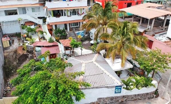 Fachada de la propiedad