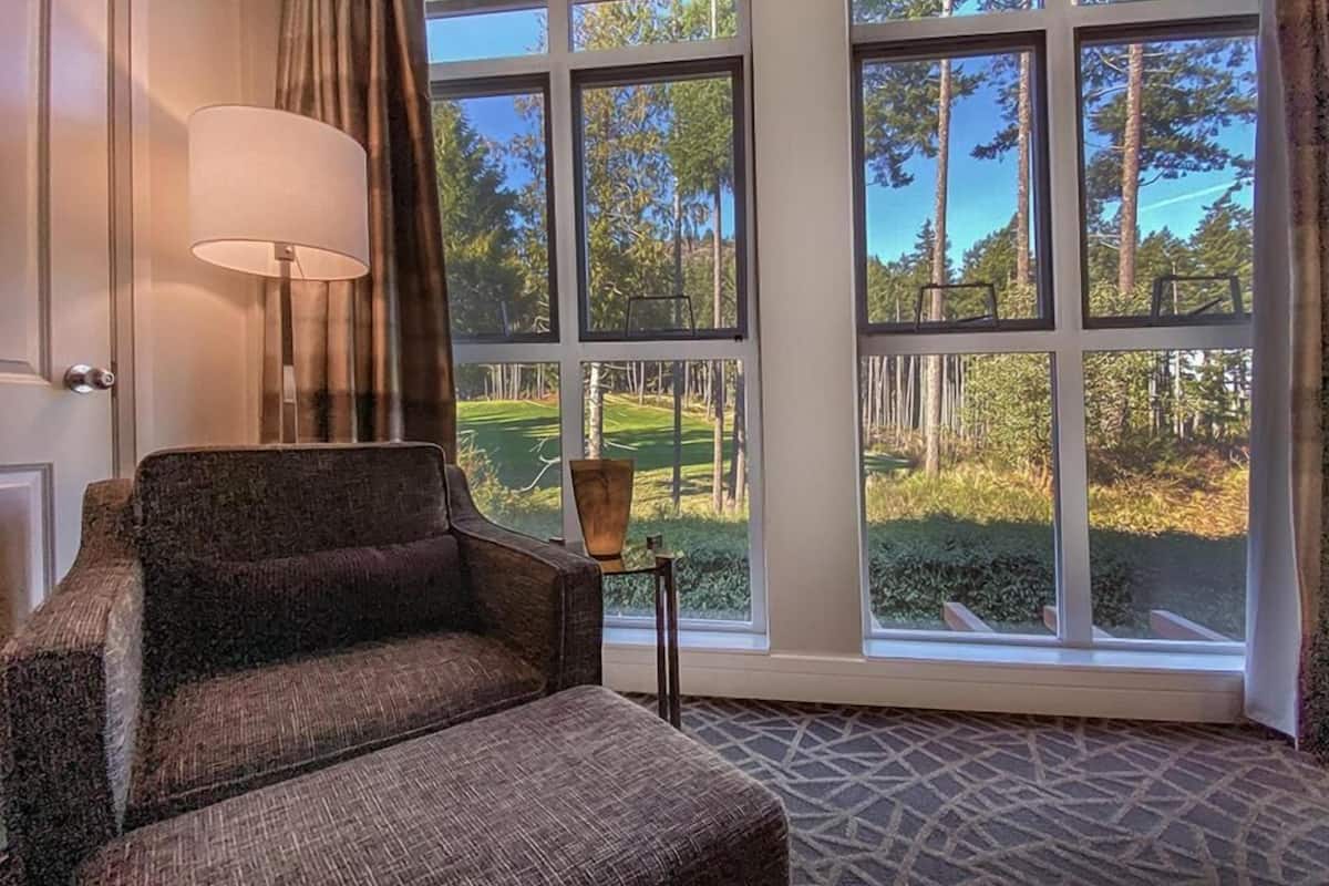 Panoramic Suite | 1 bedroom, premium bedding, down comforters, pillowtop beds