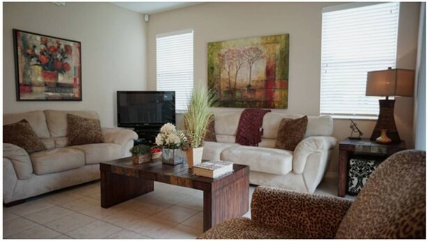 Apartment | Living room