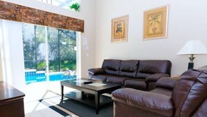 House | Living room - Disney's Secret Key (Kissimmee)