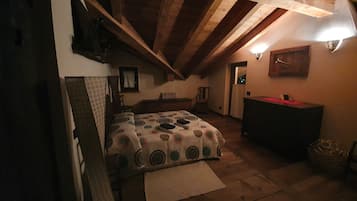 4 Schlafzimmer, Bügeleisen/Bügelbrett, WLAN, Bettwäsche