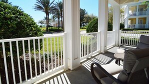 Condo | Sacada