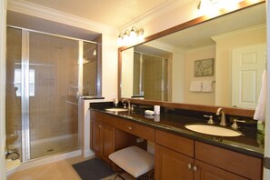 Condo | Salle de bain
