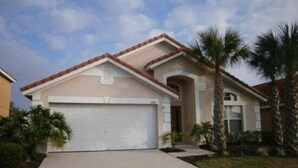 House | Exterior - So448or (Davenport)