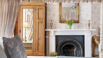 Egyptian cotton sheets, premium bedding, individually decorated