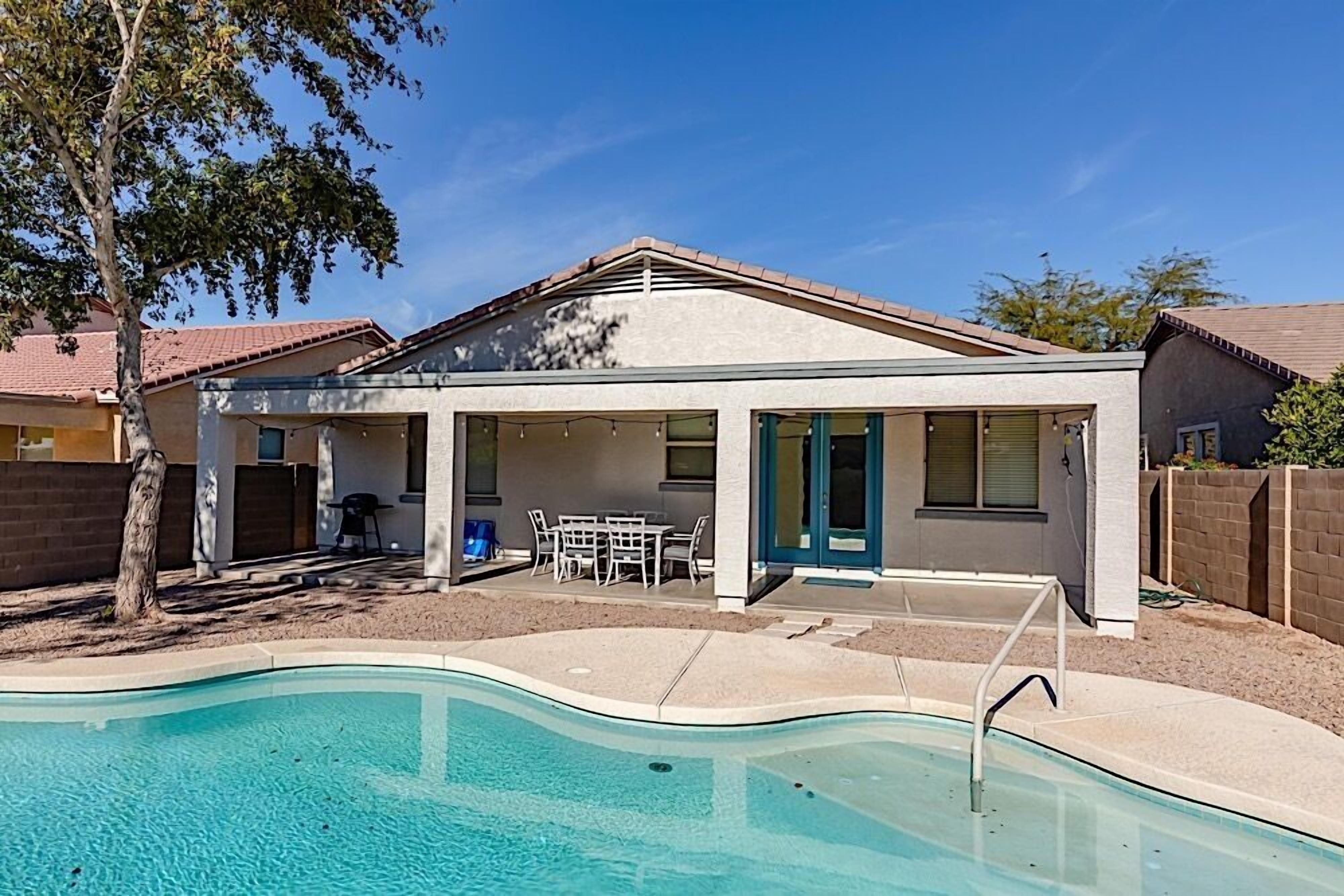 Retreat at SanTan! Private 4BR Home w/ Heated Pool, Ping Pong Table & Game Room!