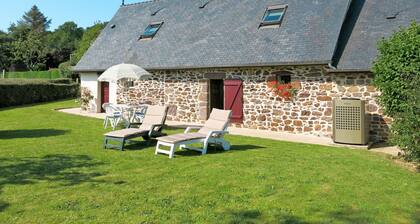 Schönes alleinstehendes Ferienhaus für 4 Leute mit W-LAN, TV, Terrasse und Haustiere erlaubt