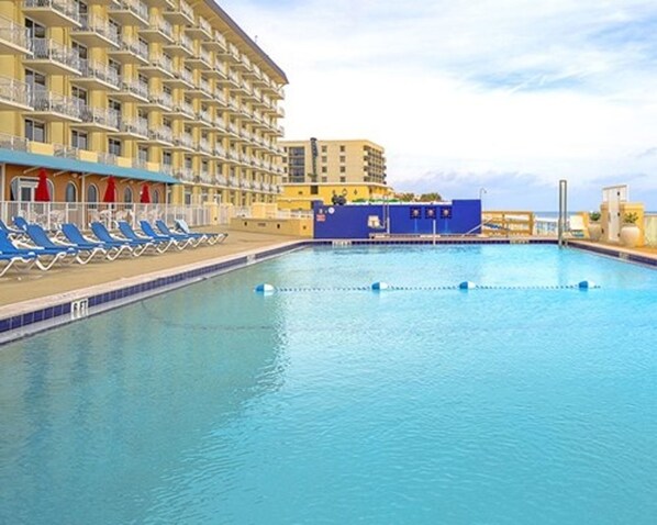 Ulkouima-allas, lämmitetty uima-allas