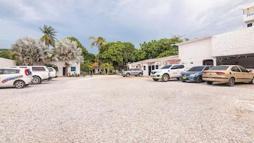 免费自助停车